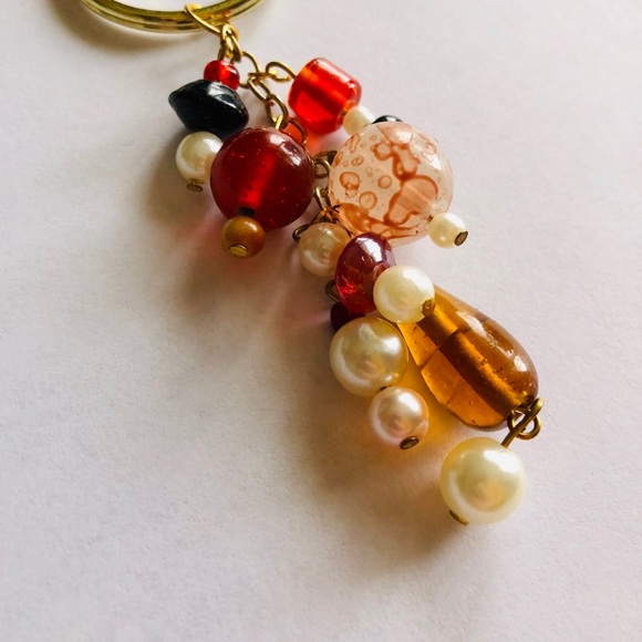 Handmade Gold Cascading Keychain - Picture 3 of 3